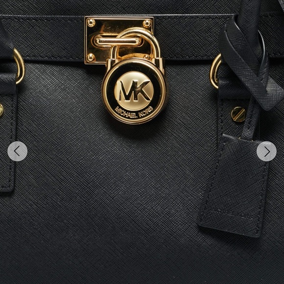 MICHAEL Michael Kors East West Hamilton Large Black Leather Tote - Picture 2 of 9